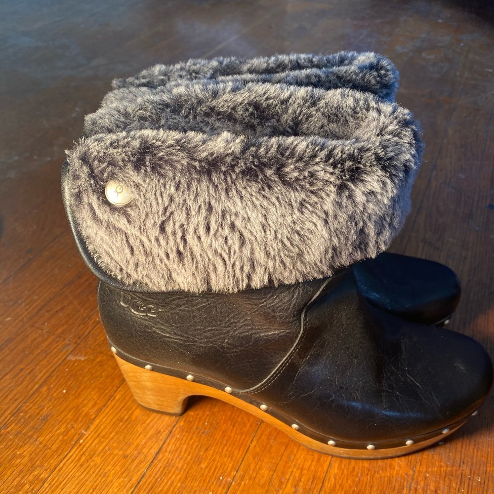 UGG Lynnea Black Bootie Sz 8 UK 6.5 Nice Condition - Picture 2 of 6